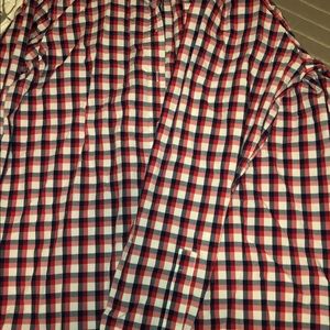 Women’s plaid shirt